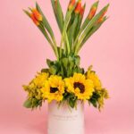 Primer Amanecer (Tulipanes y girasoles)