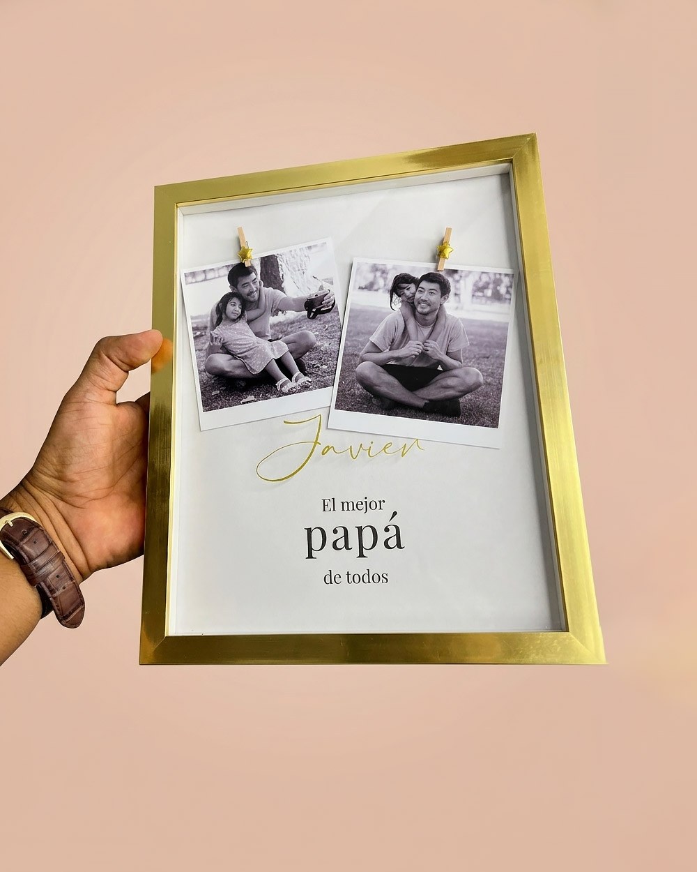 cuadro-portafoto-detalle-dia-papa-novio-esposo-regalo-tingo-maria-3 Cuadro dorado con Fotos y Nombre Personalizado. - Imagen 2