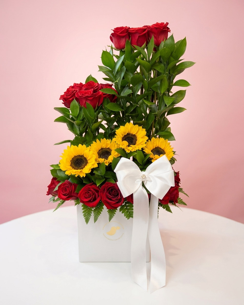 girasol-rosas-amor-dia-de-la-madre-tingo-maria Golden Romance - Imagen 1