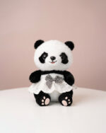Pandita con vestido